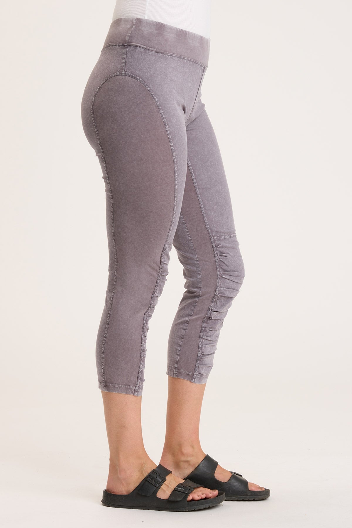 Wearables Jetter Crop Legging 