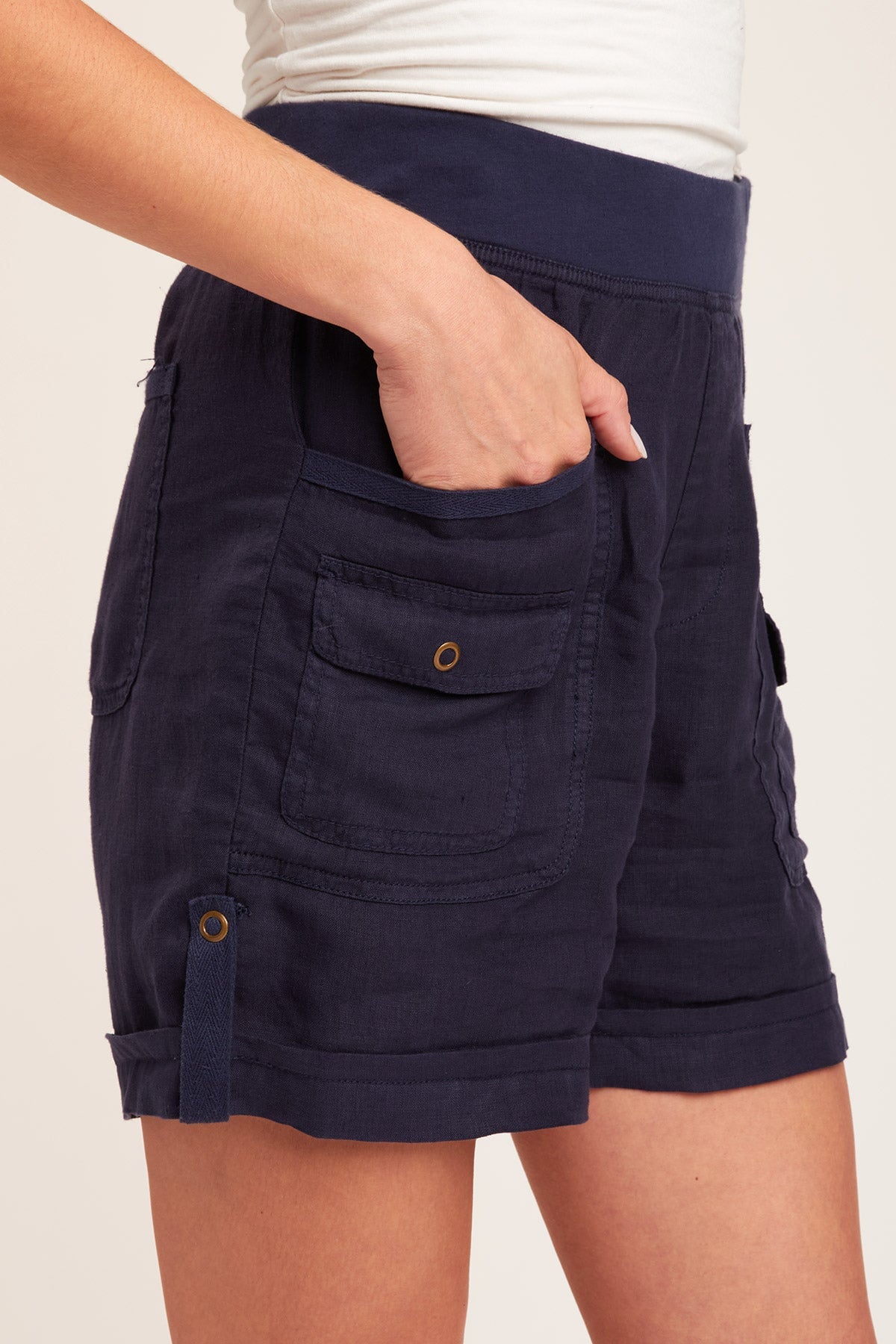 XCVI Avie Short 