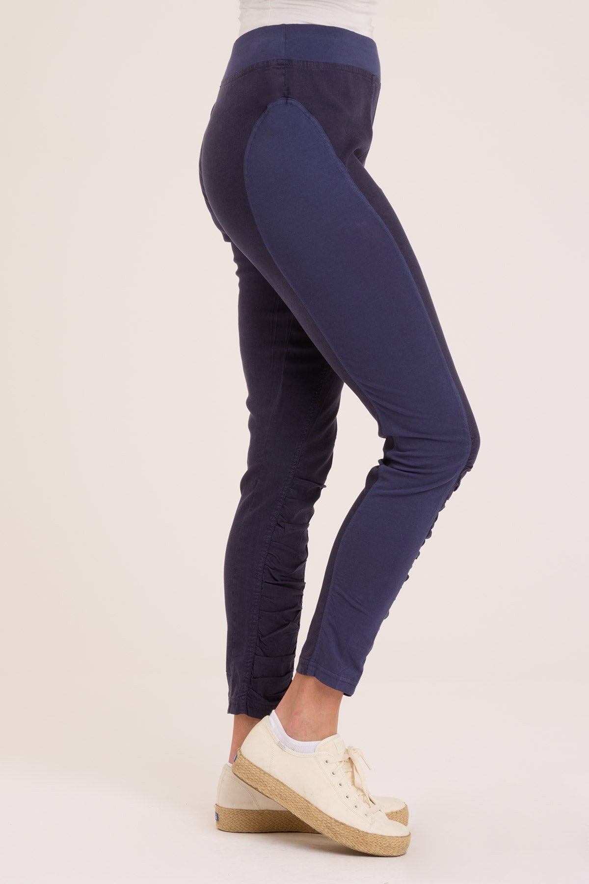 Core by Wearables Twill Alexa Legging 