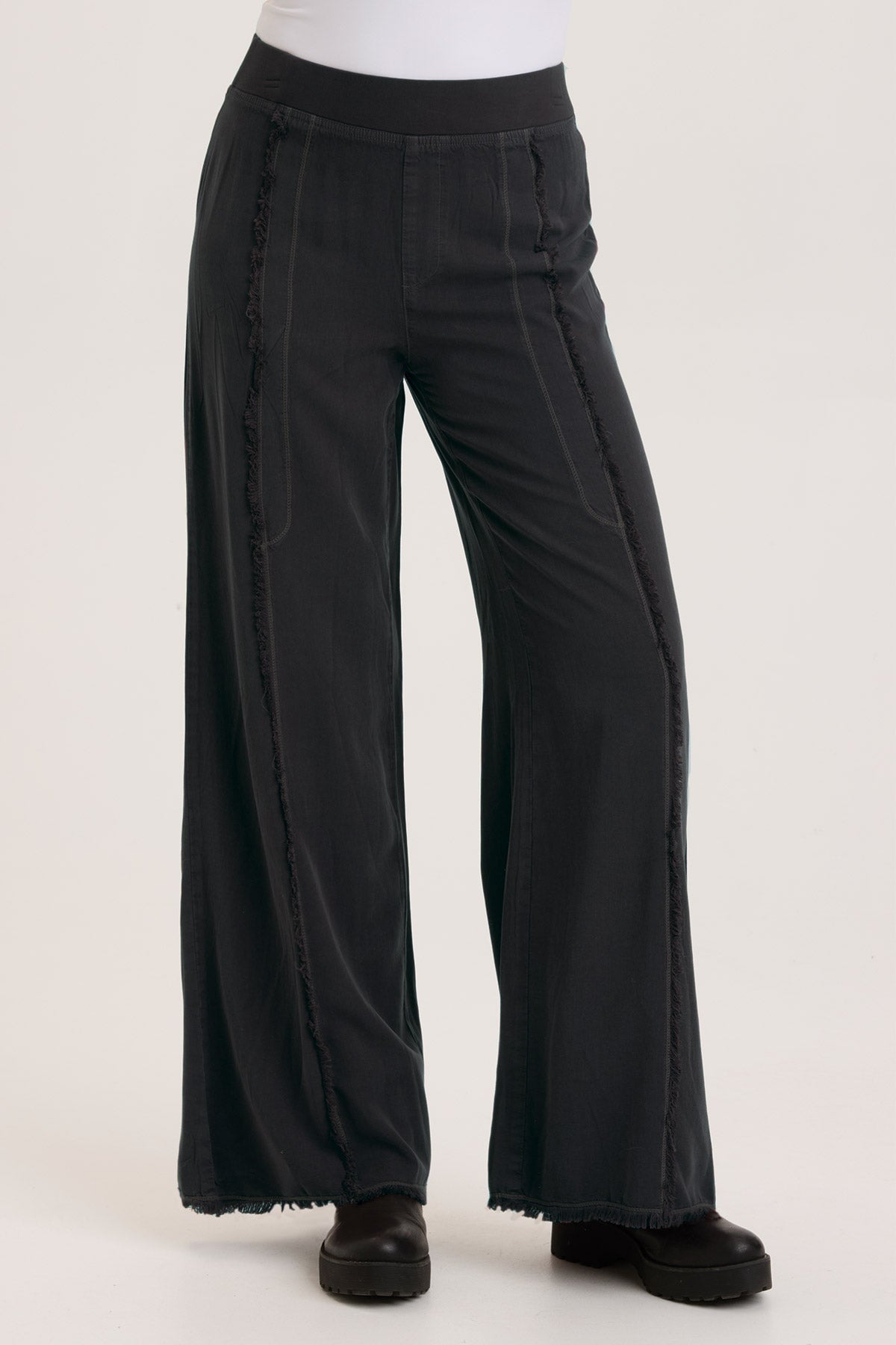 Wearables Twill Beach Trouser 