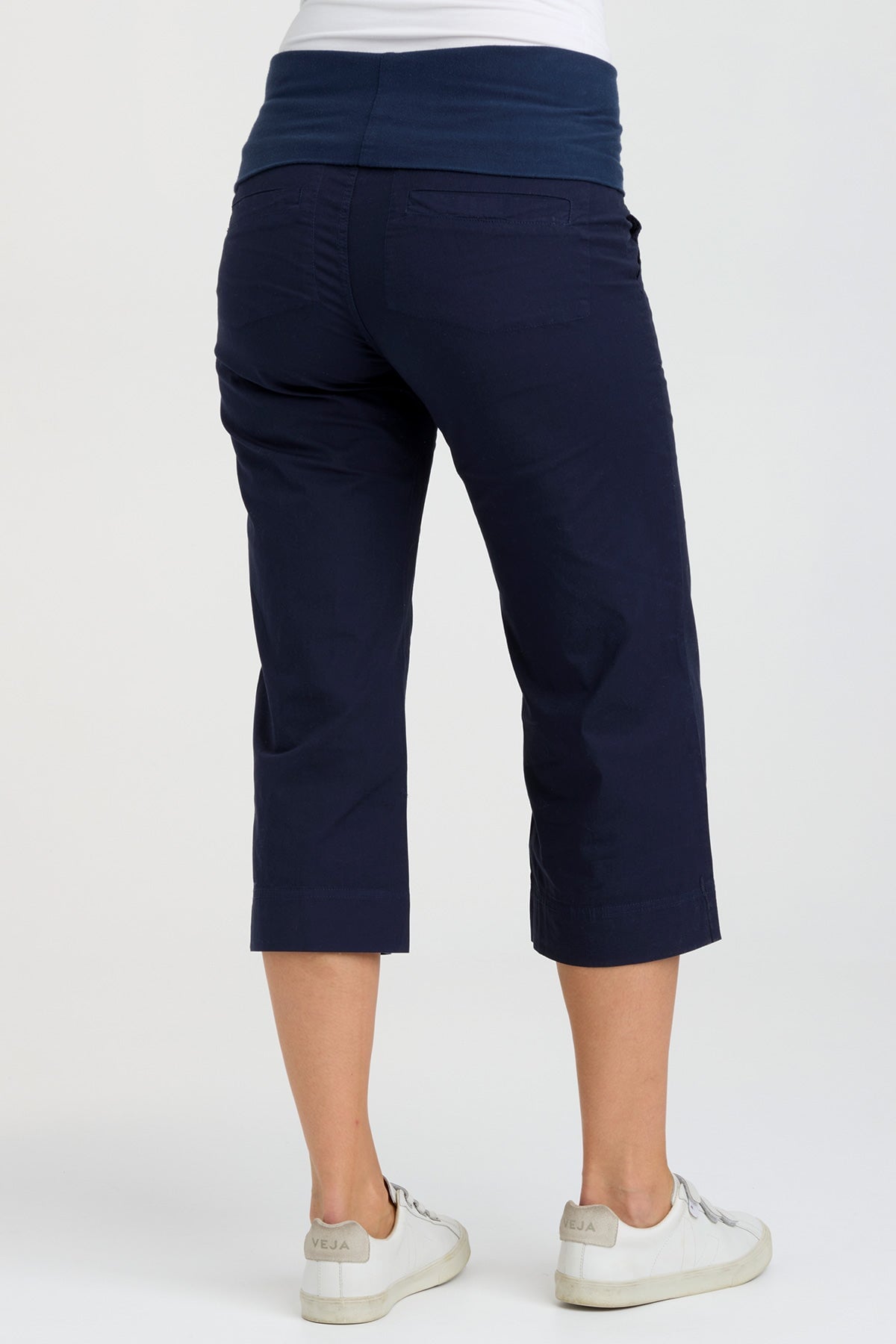 Wearables 4-Pocket Fold Over Crop 