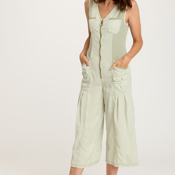 Macgowan Crop Jumpsuit in Limescent Pigment – XCVI