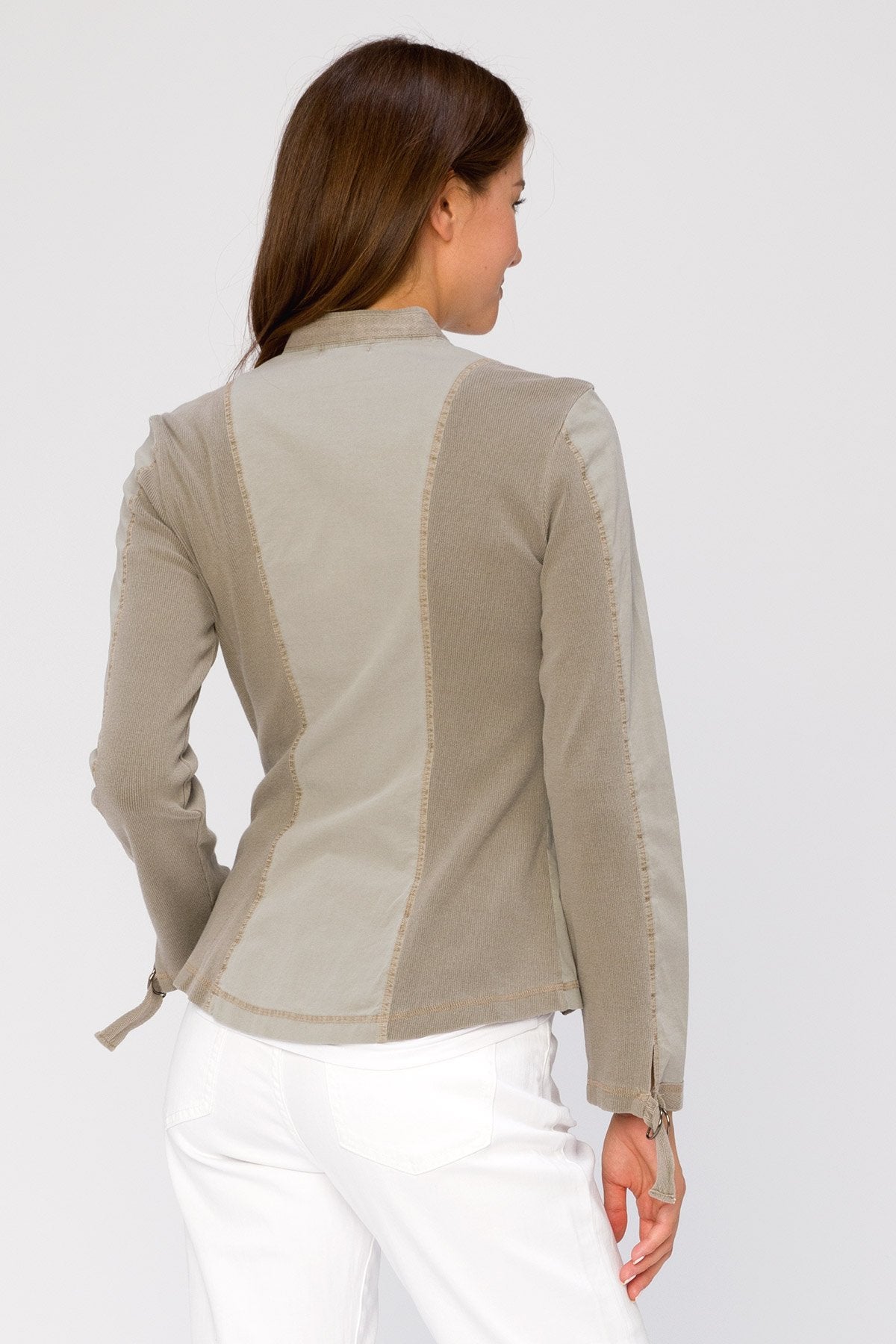 Wearables Serengeti Jacket 