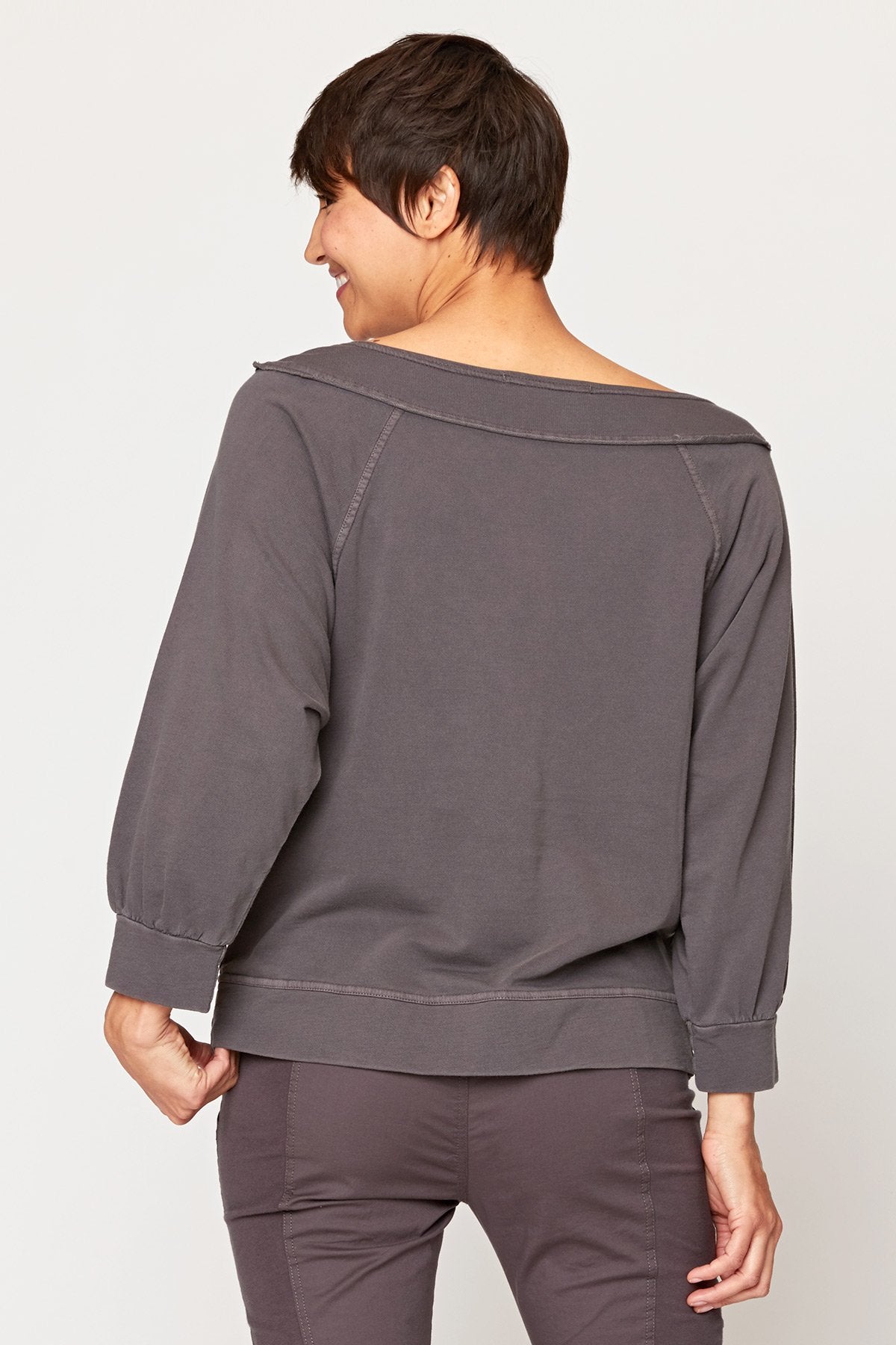 Wearables Orville Pullover 