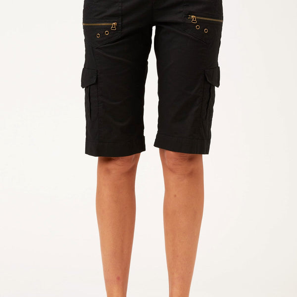 Zola Bermuda Short in Black – XCVI