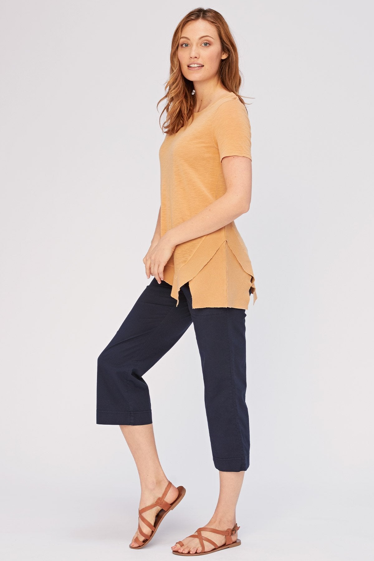 Wearables 4-Pocket Fold Over Crop 