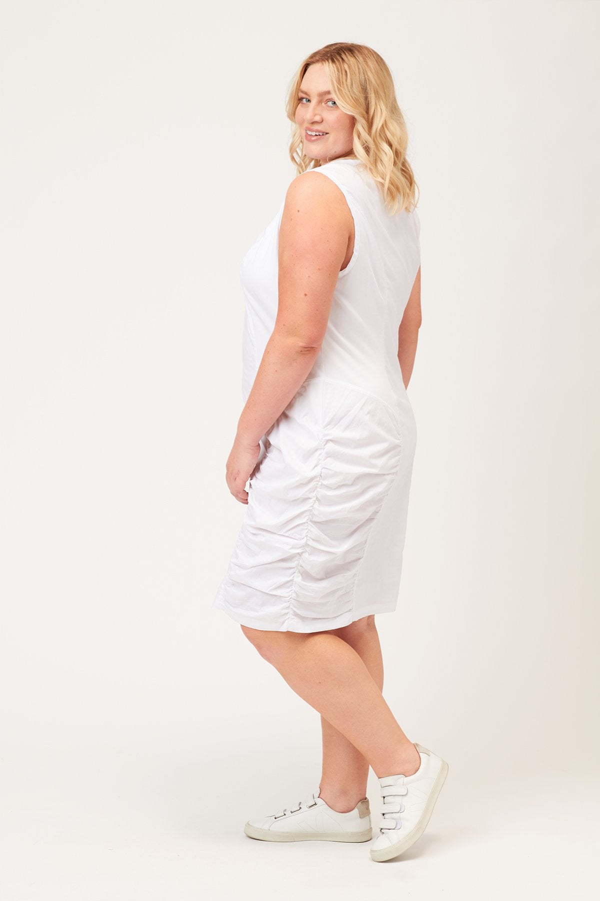 Core by Wearables Raymond Dress 2X White 