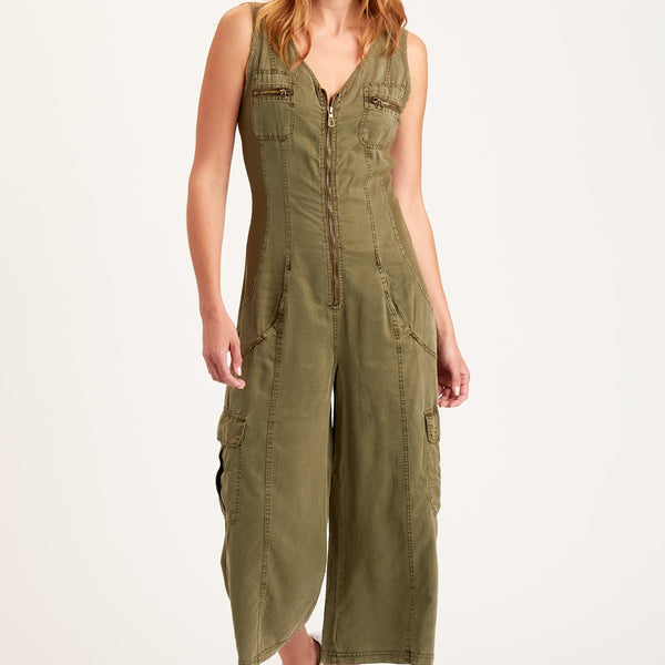 Norris Crop Jumpsuit in Kombu Pigment – XCVI